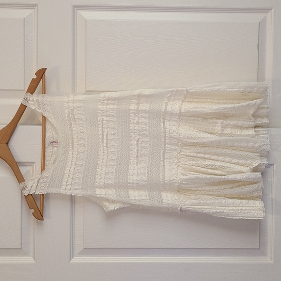 Intimately Free People Pucker Up Peplum Boho Lace Tank. Small - Picture 2 of 6